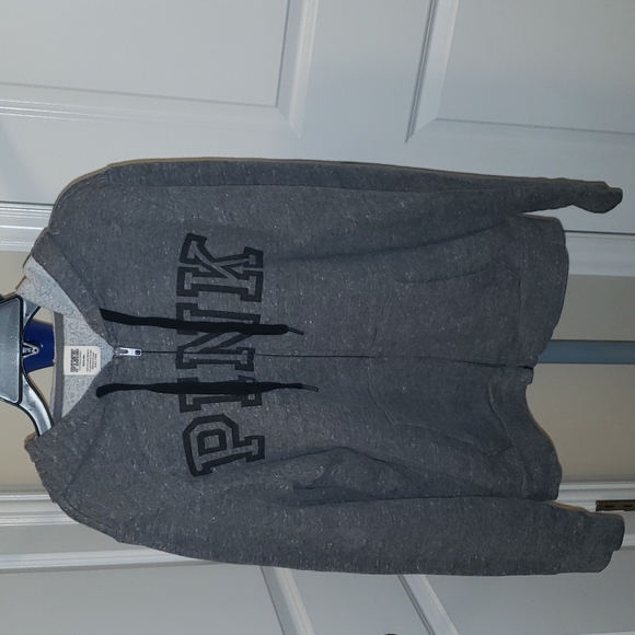 Women's/Junior's‎ Pink Hooded Sweatshirt - Picture 1 of 6